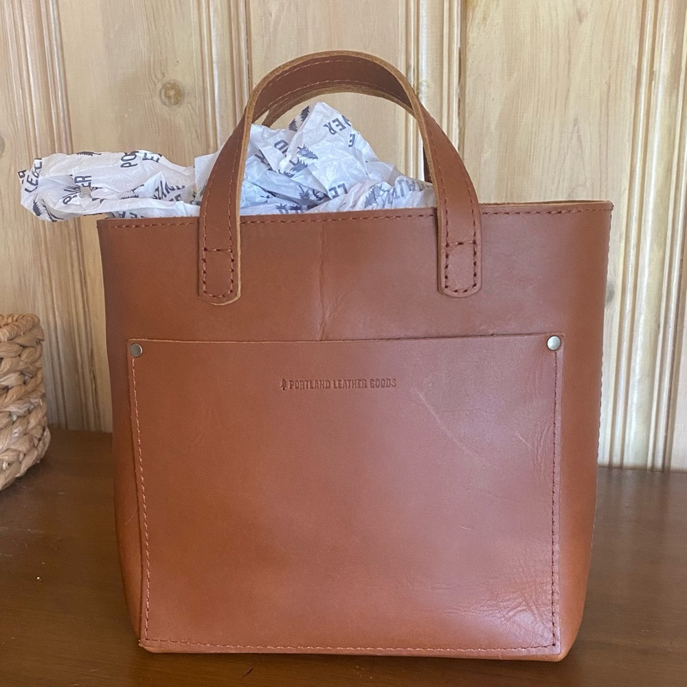 PORTLAND LEATHER COMPANY MINI ZIP TOP CROSSBODY IN HONEY - Picture 3 of 12